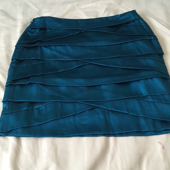 Diane Von Furstenberg Dresses & Skirts - DVF silk skirt